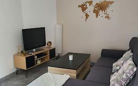 Petit Appartement Dans Le Centre-Ville